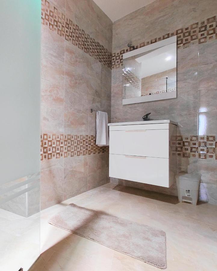 Appartment In Tanger City Center - 5Min To The Beach - Free Parking ภายนอก รูปภาพ